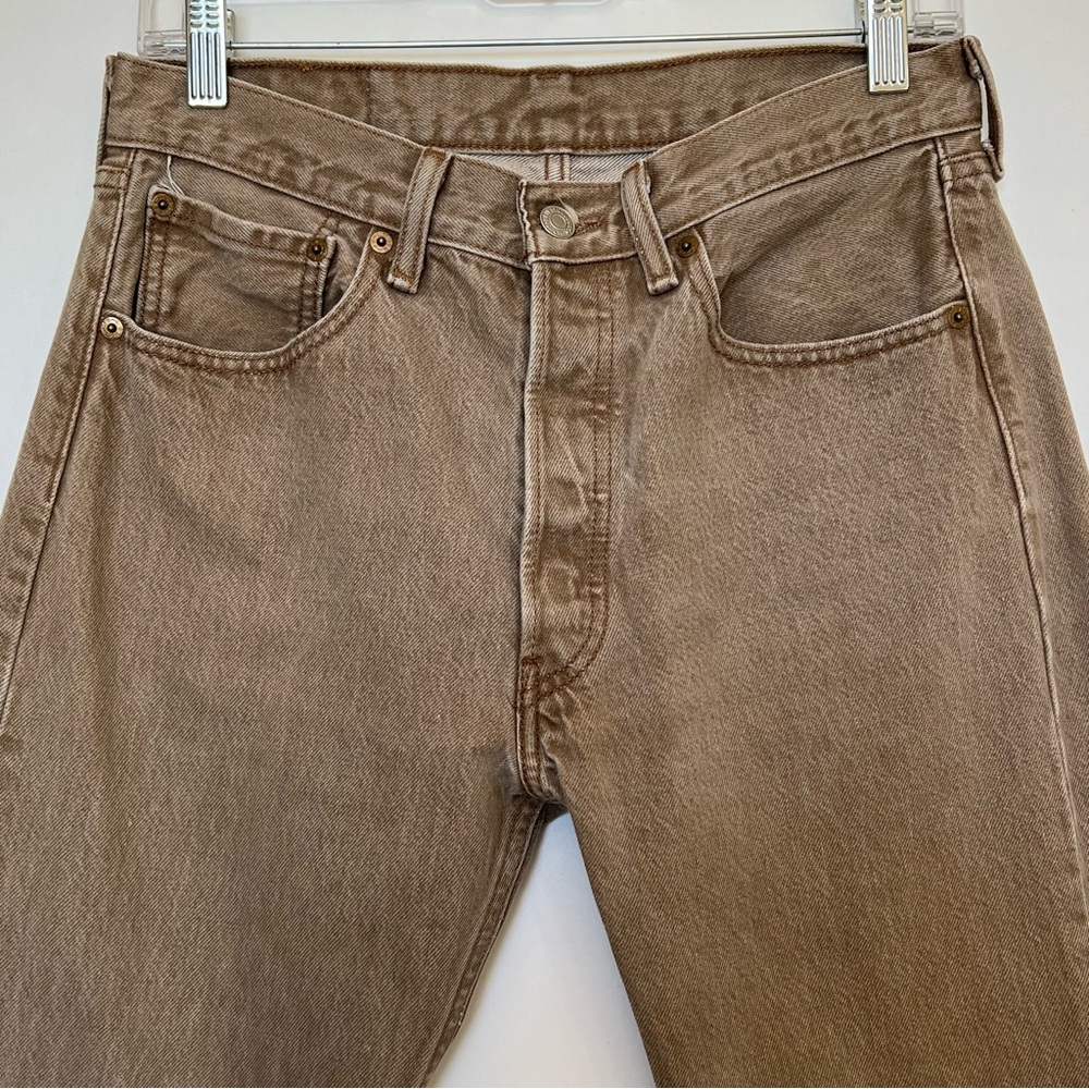 (´༎ຶ༎ຶ)(´༎ຶ༎ຶ)
Levis 501 Light Brown Latte Brown Jeans - Picture 2 of 10